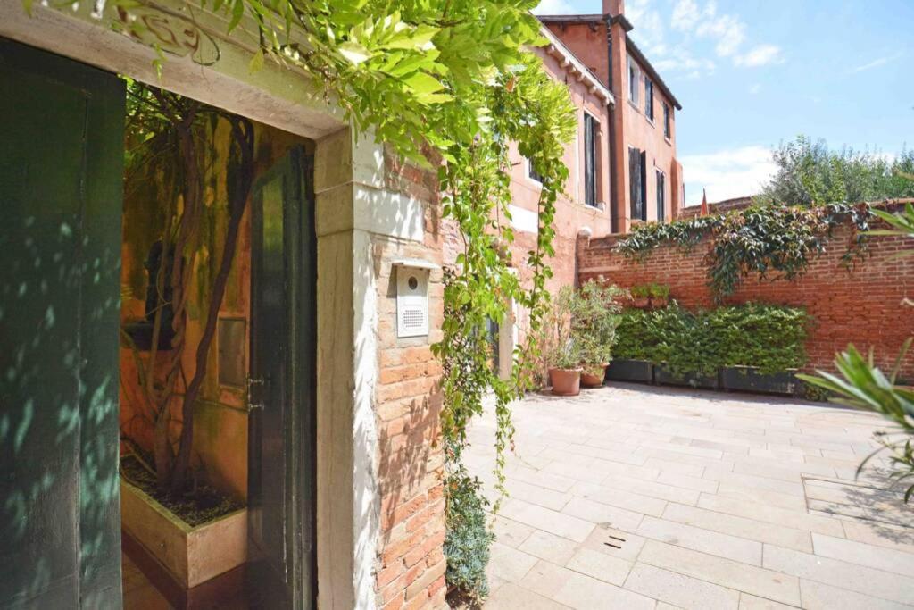 Zattere Cottage Close To Guggenheim Venice Luaran gambar